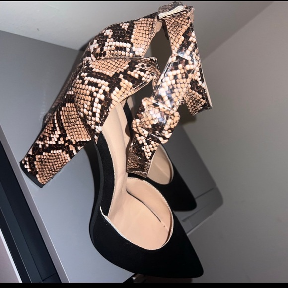 heels snake skin print - Picture 1 of 6